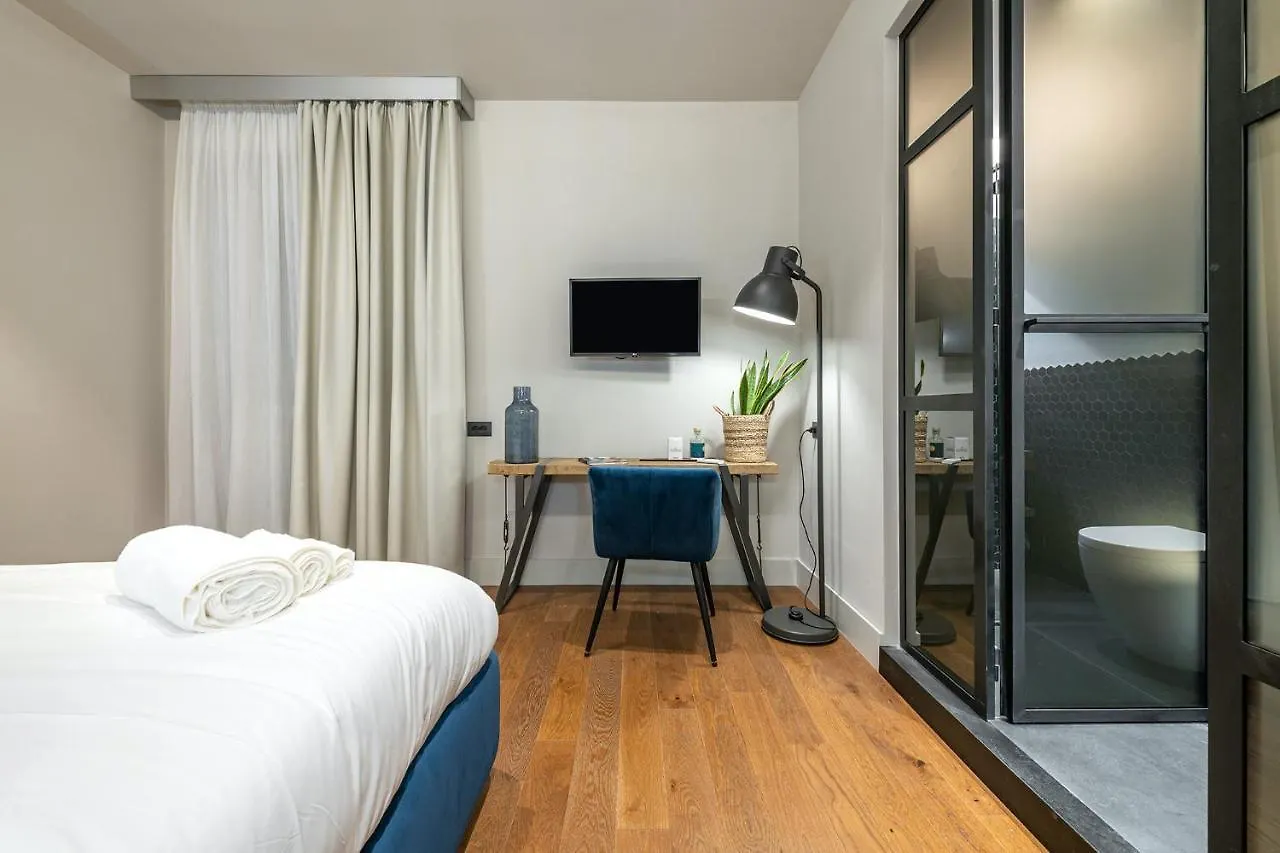 Vicomillesuites Cagliari 0*,  Włochy