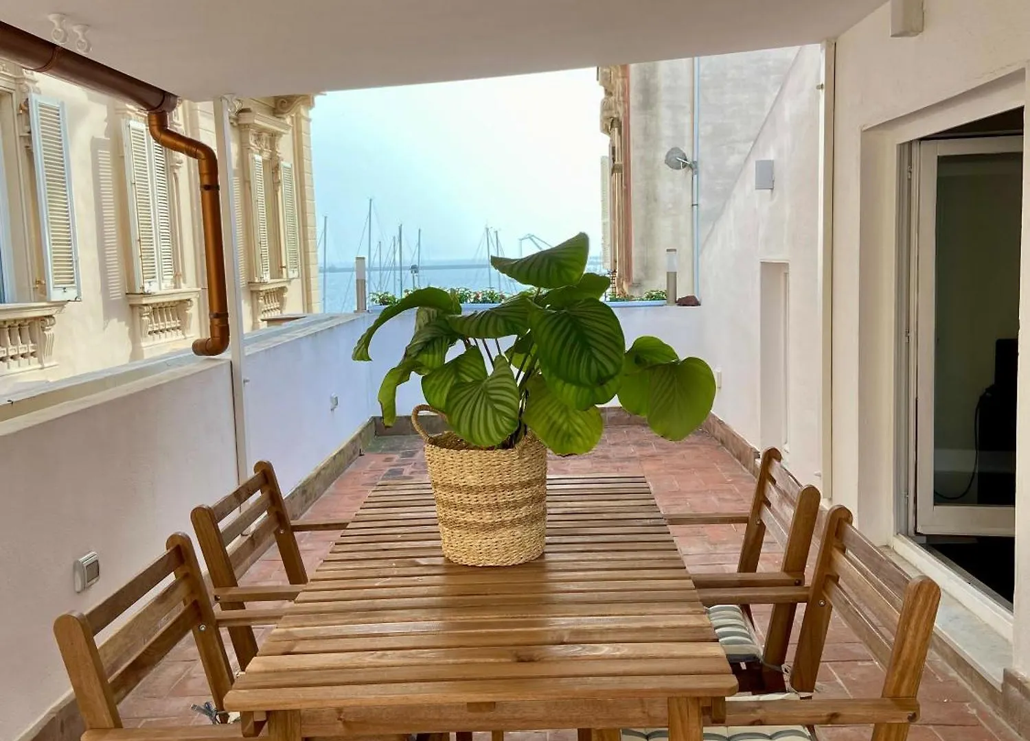Pensjonat Vicomillesuites Cagliari Włochy